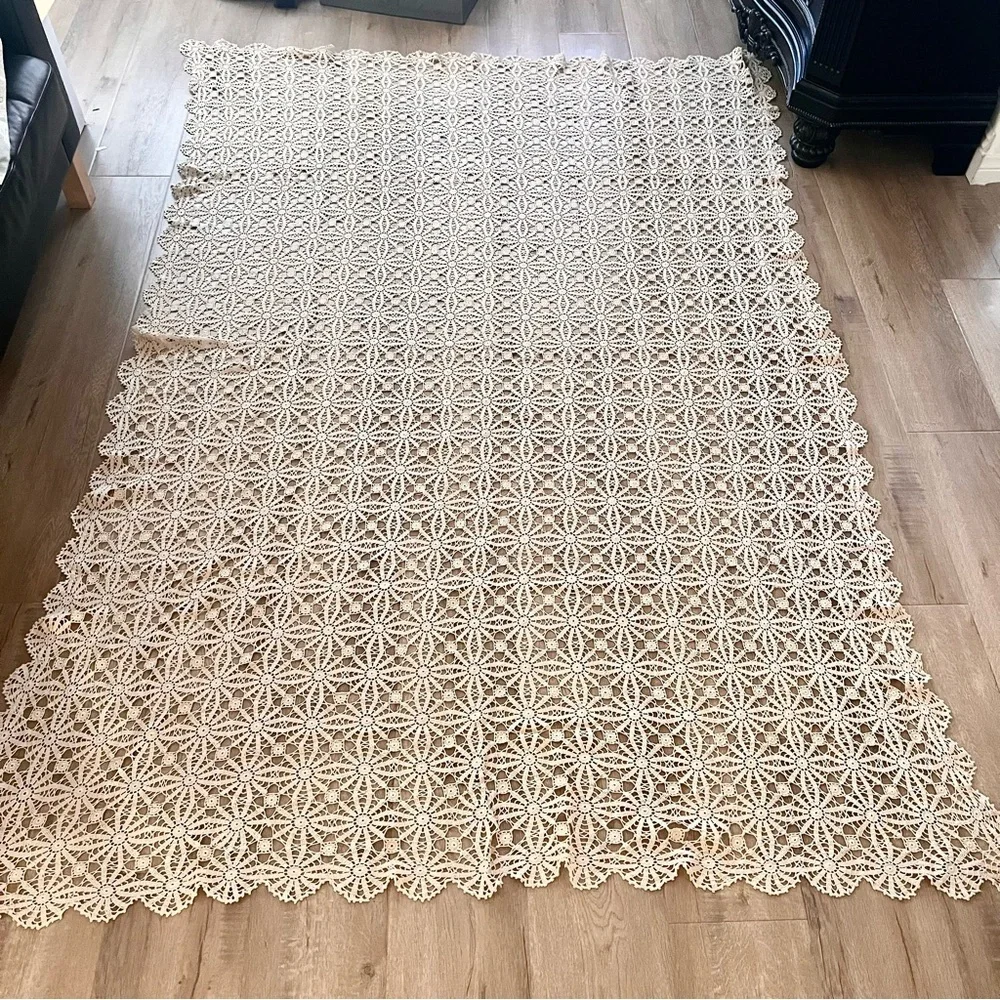 VTG Cream‎ Hand Crocheted Rectangle Single Bed Coverlet or Tablecloth 90”x 61.5”